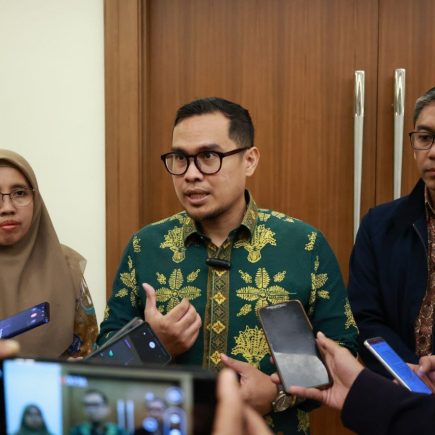 Menggerakkan Kota, Memperkuat Teknologi Pintar untuk Kereta Api Perkotaan